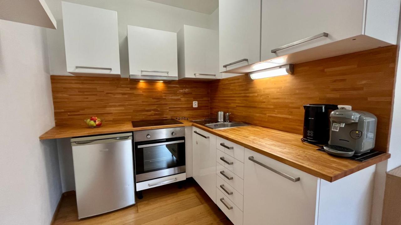 The Apartment Close To The City Center And O2 Arena Prague Exterior photo